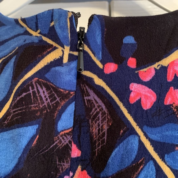 Anthropologie Maeve Elia Cold Shoulder Dress, size 6, EUC - Picture 8 of 12